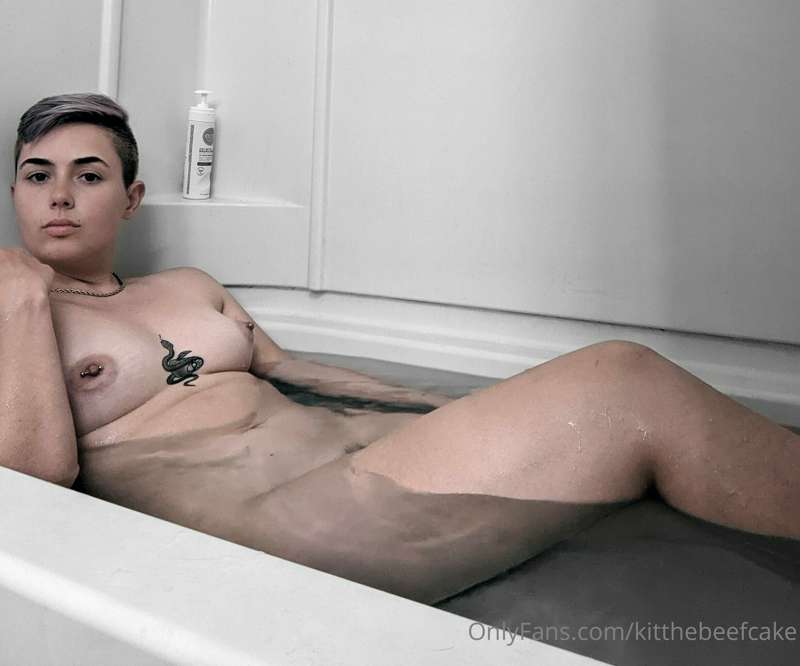 Baths wash hard days away 🫶 4