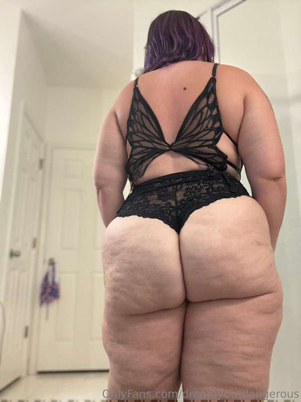 Part two 🥰🥰Now just get the Pinned 📌 post to 35 🩷's and you .. 4