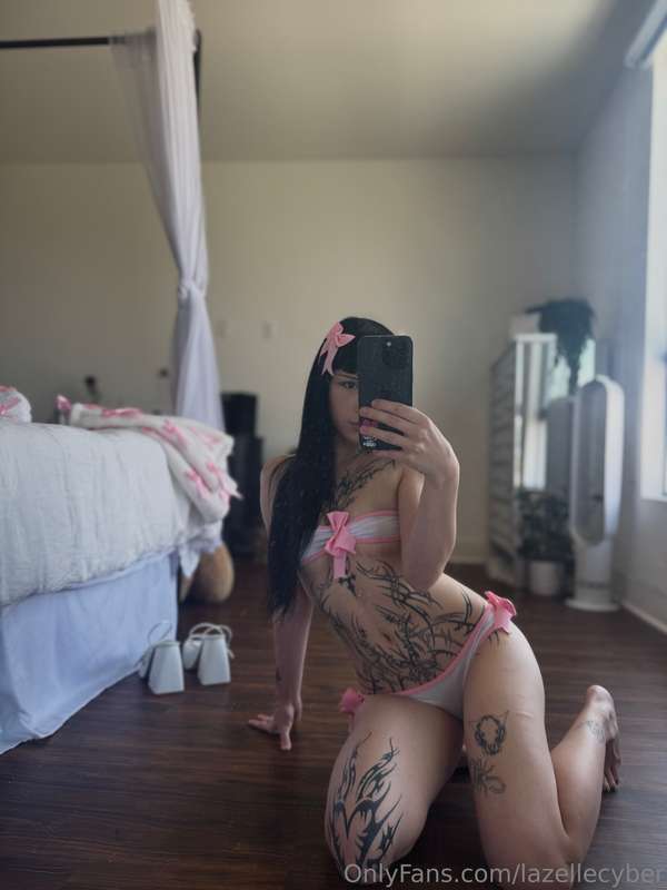 Want to see every one of my tattoos up close? 😇