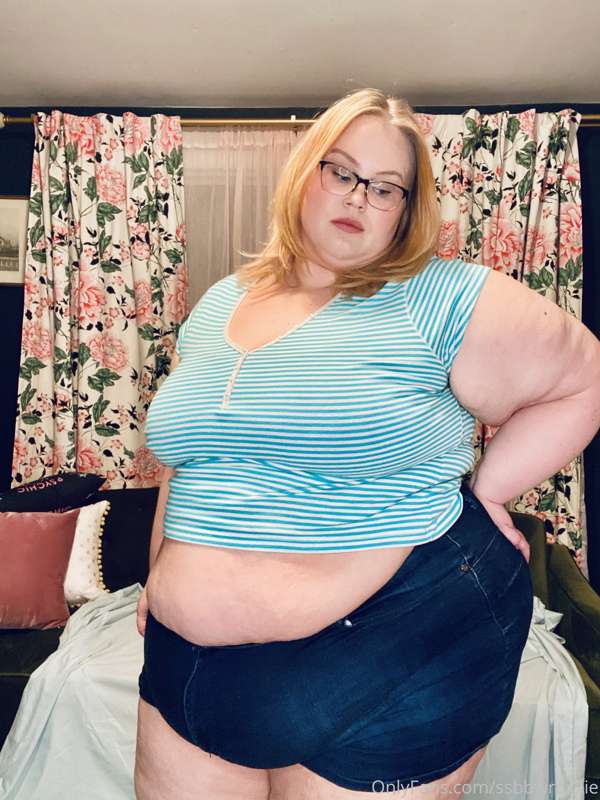 Oops I got fat and outgrew my summer clothes 1