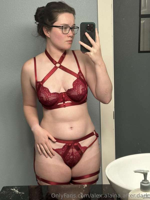 Alex was pleased with how much I appreciated this lingerie s.. 3