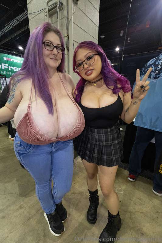 some misc Exxxotica trip stuff! In order of appearance:@nyss.. 7