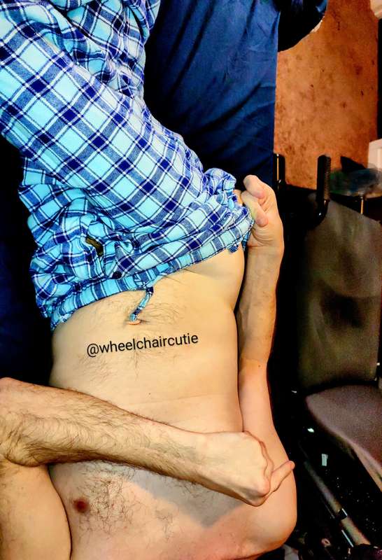 Wheelchaircutie - Fansly - 28 Apr, 2022