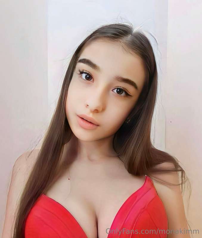 🔥 She @laylashine needs your cock more than ever 🔥
This beau..