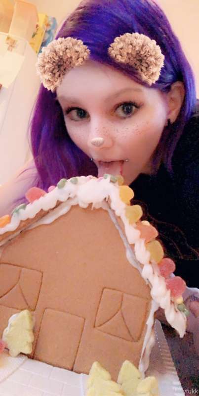 How was your Christmas?  Got any sexy gifts 🎁 😈