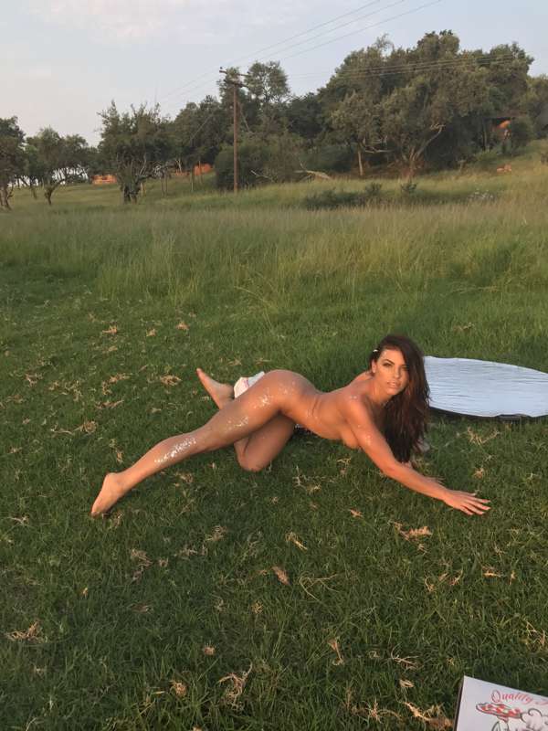 Some sexy nudes in Africa.. sneak peak at what's coming to t.. 4