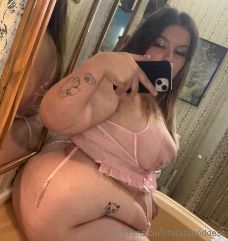 Fatassgoddess - Onlyfans - 14 Feb, 2024 3