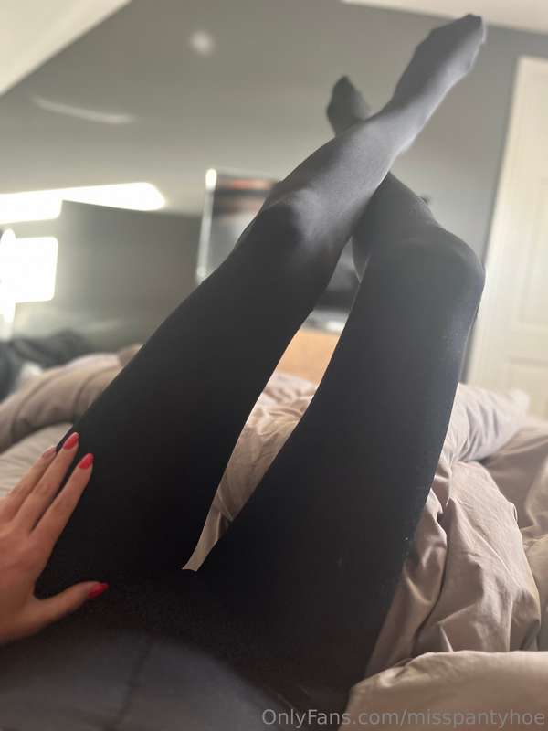 Black 70 denier opaque tights … so smooth 🖤 4