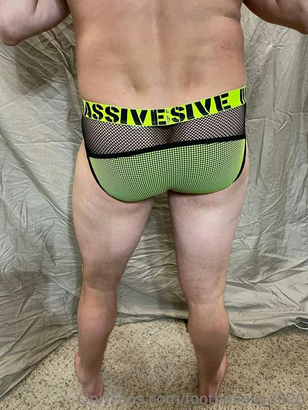Sexy massive briefs! 17
