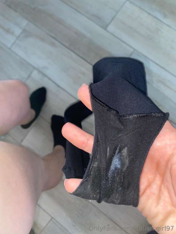 Ciao ragazzi ! Sono sempre bagnata e cremosa ! Vieni a diver.. 2