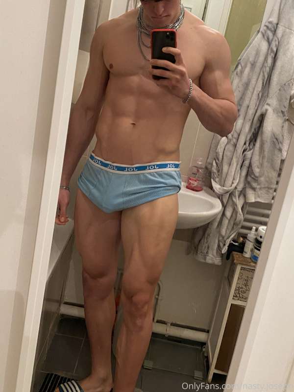 Gattouz0 - Onlyfans - 01 Jan, 2021