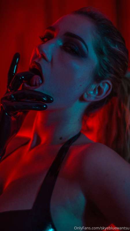 Skyebluewantsu - Onlyfans - 08 Nov, 2019 8