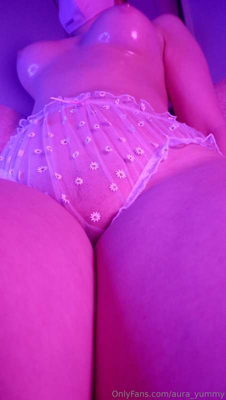 Getting into my summer spirit even though its freezing here .. 4