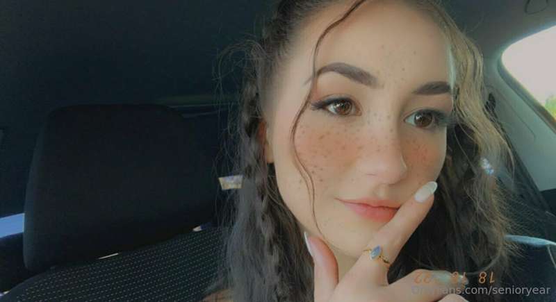 Message me 💗