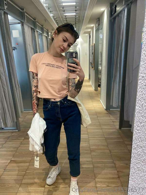 Buying new clothes, want to see fitting room pictures?😏