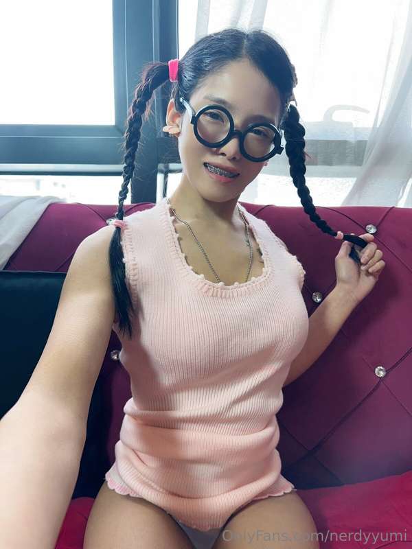 your little pigtail princess is ready to play 🍑