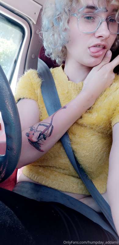 Humpday_Addams - Onlyfans - 04 Jun, 2021