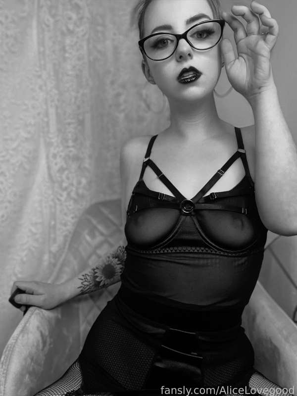 Alicelovegood - Fansly - 15 Mar, 2023