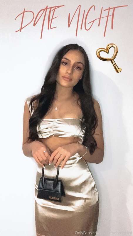 💘Date Night 💘 Here are some date night dress ideas 😽😽 Let me..