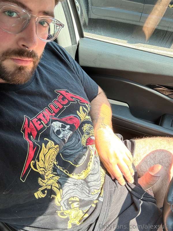 on our way to ~Memphis today… here’s some recent hog pics 🍆 4