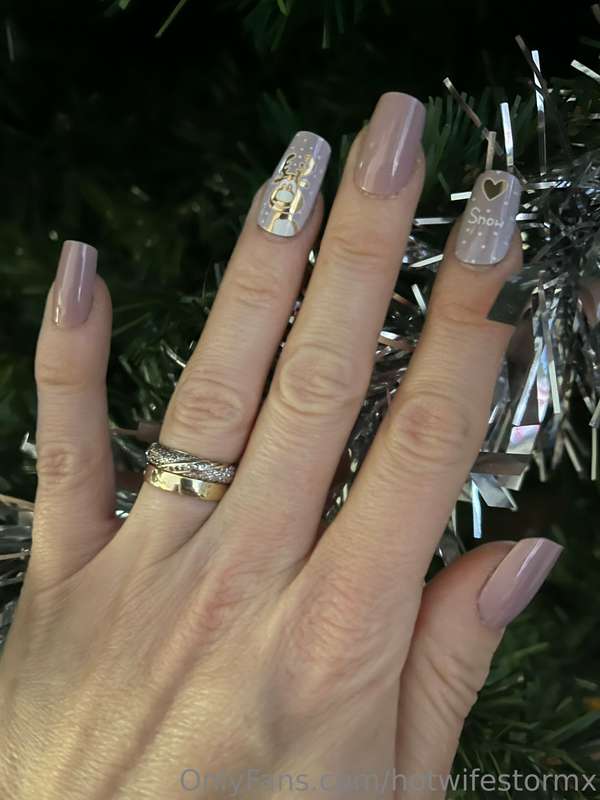 Who remembers when T cum on my wedding & engagement  rings?
..