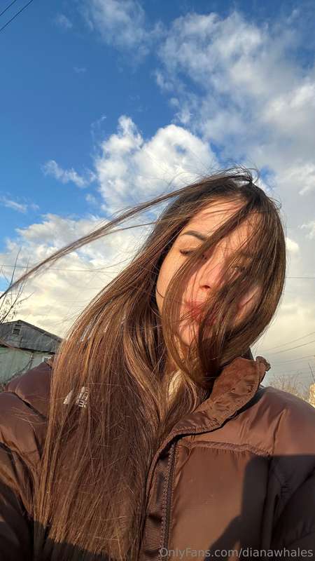 Here's a snippet from today's life! ☀️ Check out this random.. 5