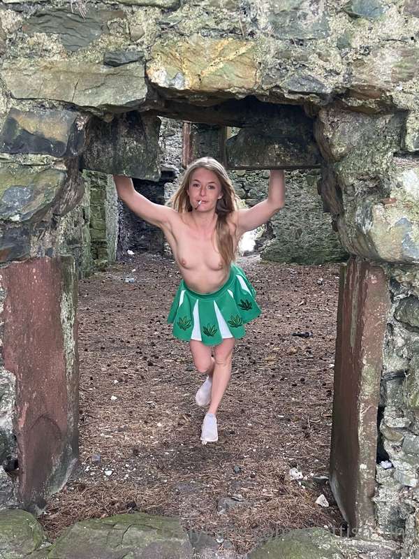 Old castle 420 🍀 2