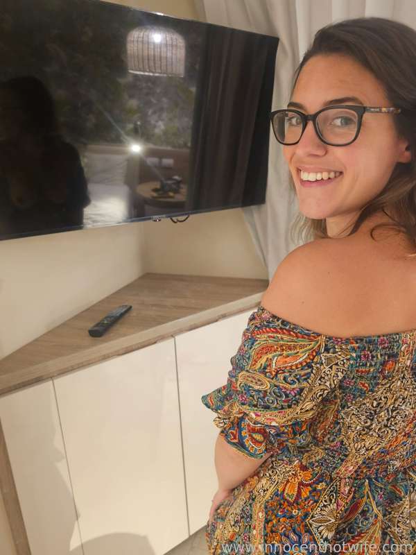 Innocenthotwife - Fansly - 01 Jan, 2025