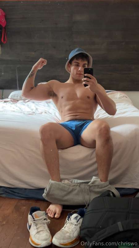 Chriswo - Onlyfans - 2025-06-20T04:46:56