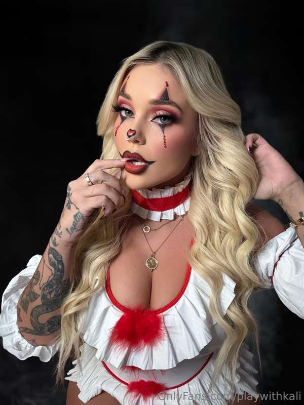 who wants this solo video?😈