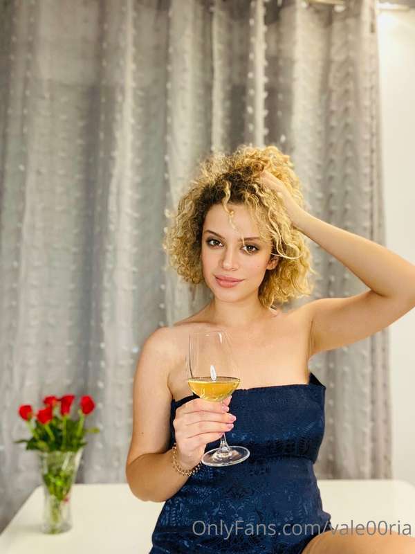 Vale00Ria - Onlyfans - 01 Mar, 2022