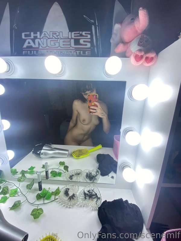 Vanity selfies 3