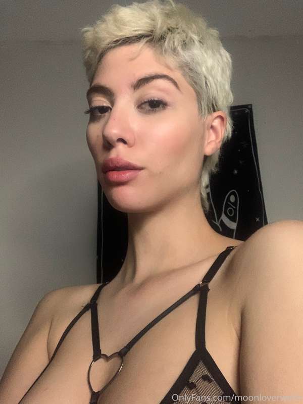 Yup a selfie 🖤