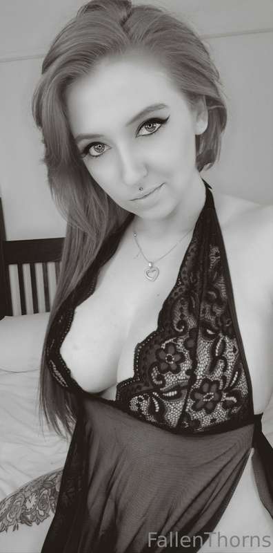 Fallenthorns - Onlyfans - 15 Sep, 2022