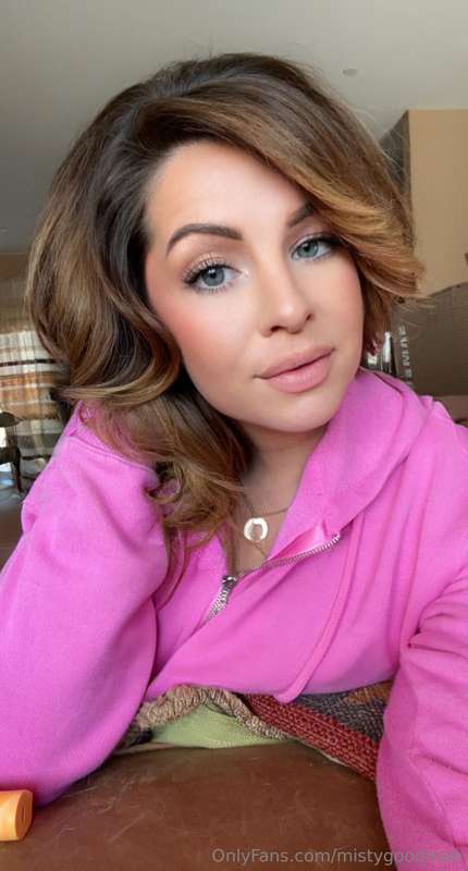 Mistygoodman_Sfw - Onlyfans - 21 Apr, 2024