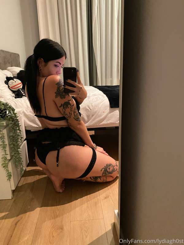 🖤🥺 I’m shy 🥺🖤
(More to cum)