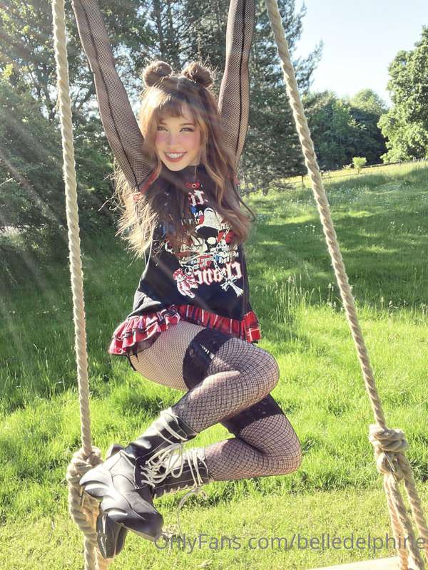 Please swing me !! 🥺 1