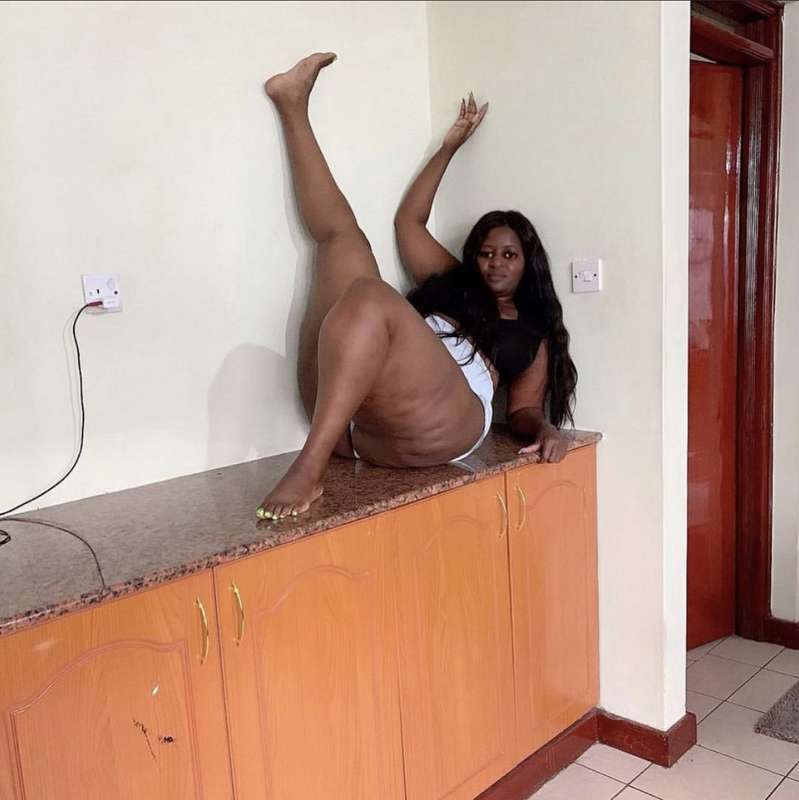 Honnest answe please, would rather cum on my ass or pussy?  .. 1