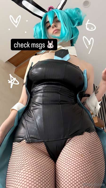 bunny girl at your service! 🐰 sent you a sweet treat 📥