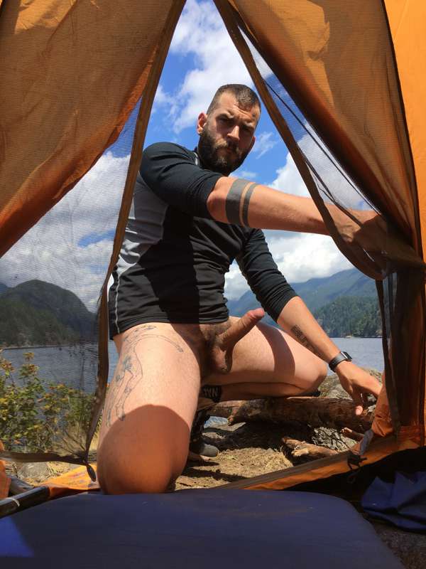 can't stop playing with my bone when i'm out in nature