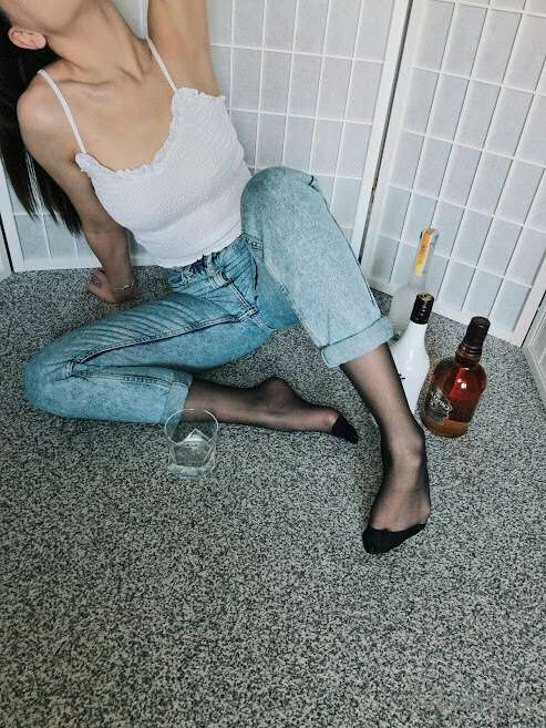 you + me + my feet + alcohol = A party for your dick! 

I've.. 7