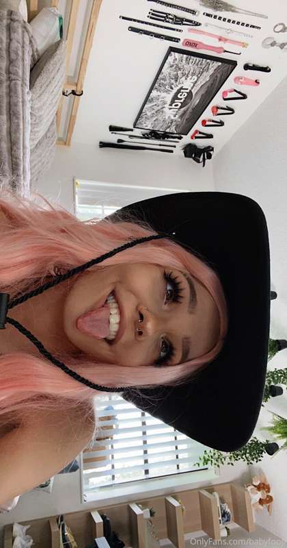 Cowgirl pt. 3 plus some extras 🖤 10