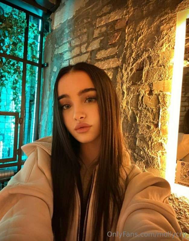 𝗙𝗥𝗘𝗘 𝗢𝗡𝗟𝗬 𝗡𝗢𝗪😇 @cutie_candy 😇 My friend @cutie_candy wants t..