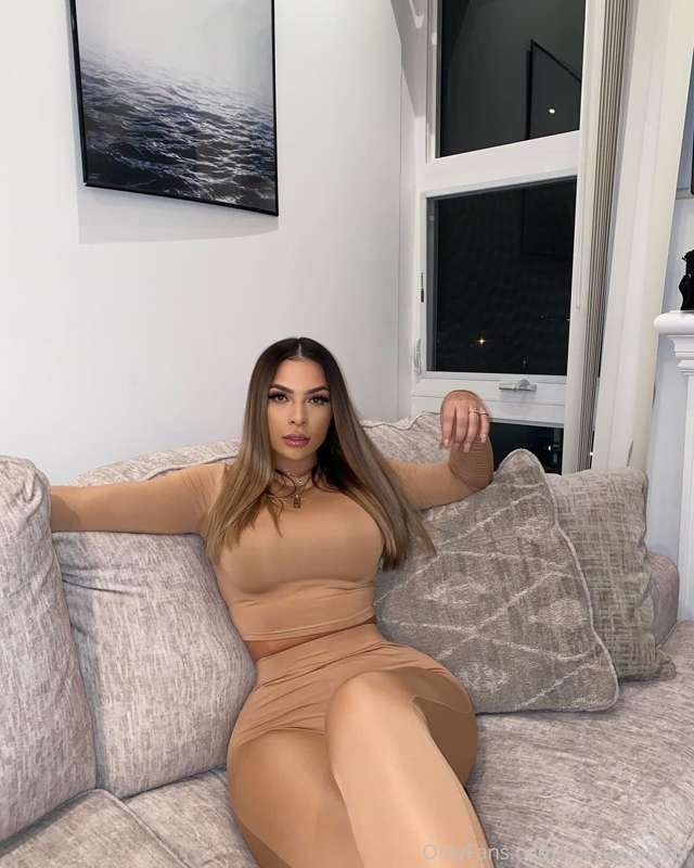 waiting for you😈