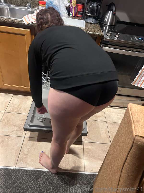 I know I have some black panties fans. These are for you. 💕 4