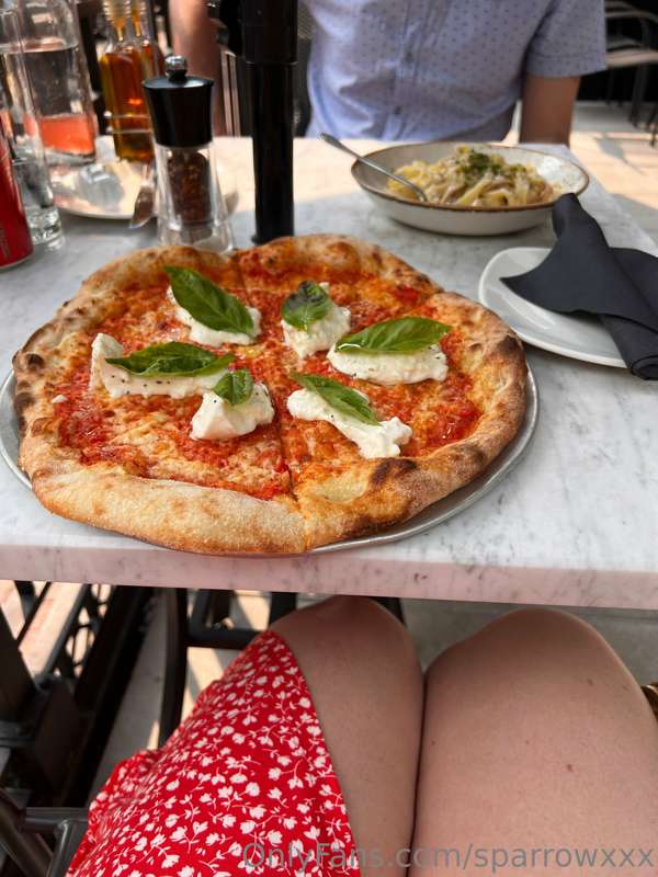 A dinner date in 3 parts. 3