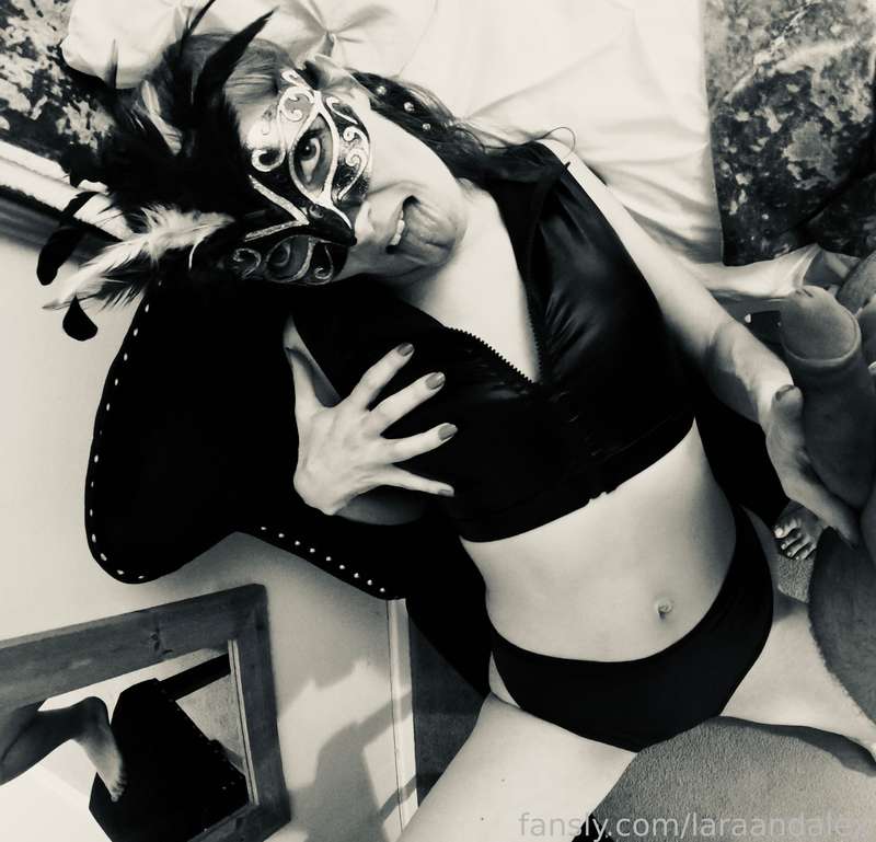 Laraandalex - Fansly - 03 Mar, 2023