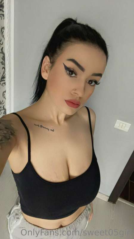 Sweet05Girl - Onlyfans - 30 Mar, 2023