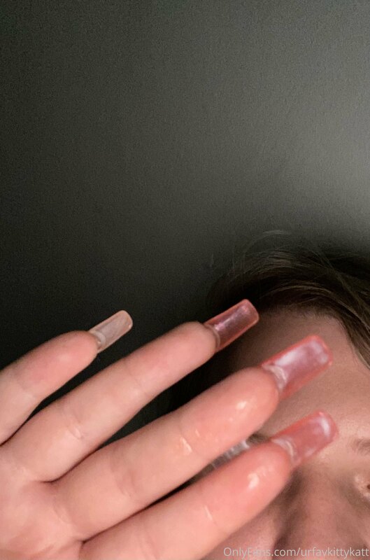 Can you tell by the creamy cum on my fingers what I was doin..