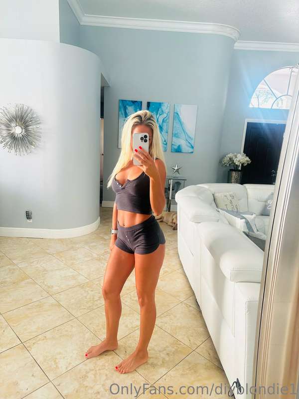 Sexy_Chloe - Onlyfans - 09 Dec, 2022